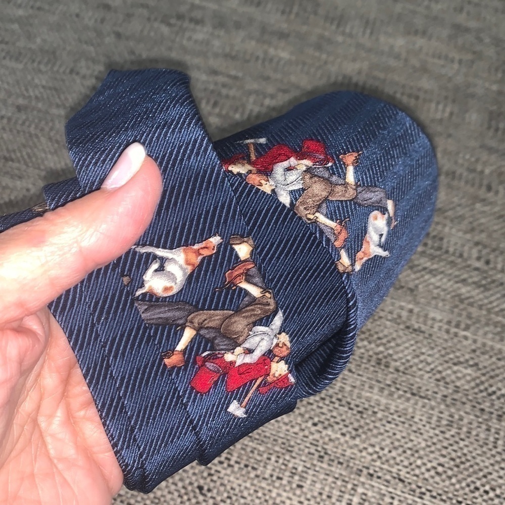 FIREMAN’S Necktie The Saturday Evening Post Norman Rockwell Fireman Dog Silk NEW - Picture 2 of 9